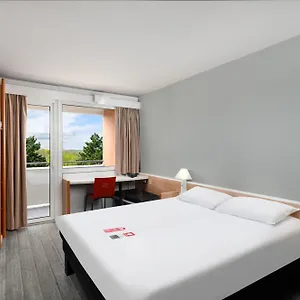 Ibis Citysouth מלון